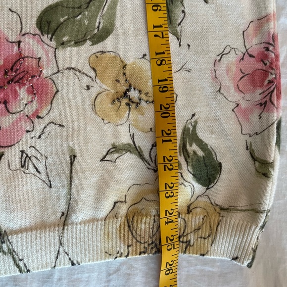 Alfred Dunner Floral Top with scalloped neckline and embellishments - Picture 5 of 6